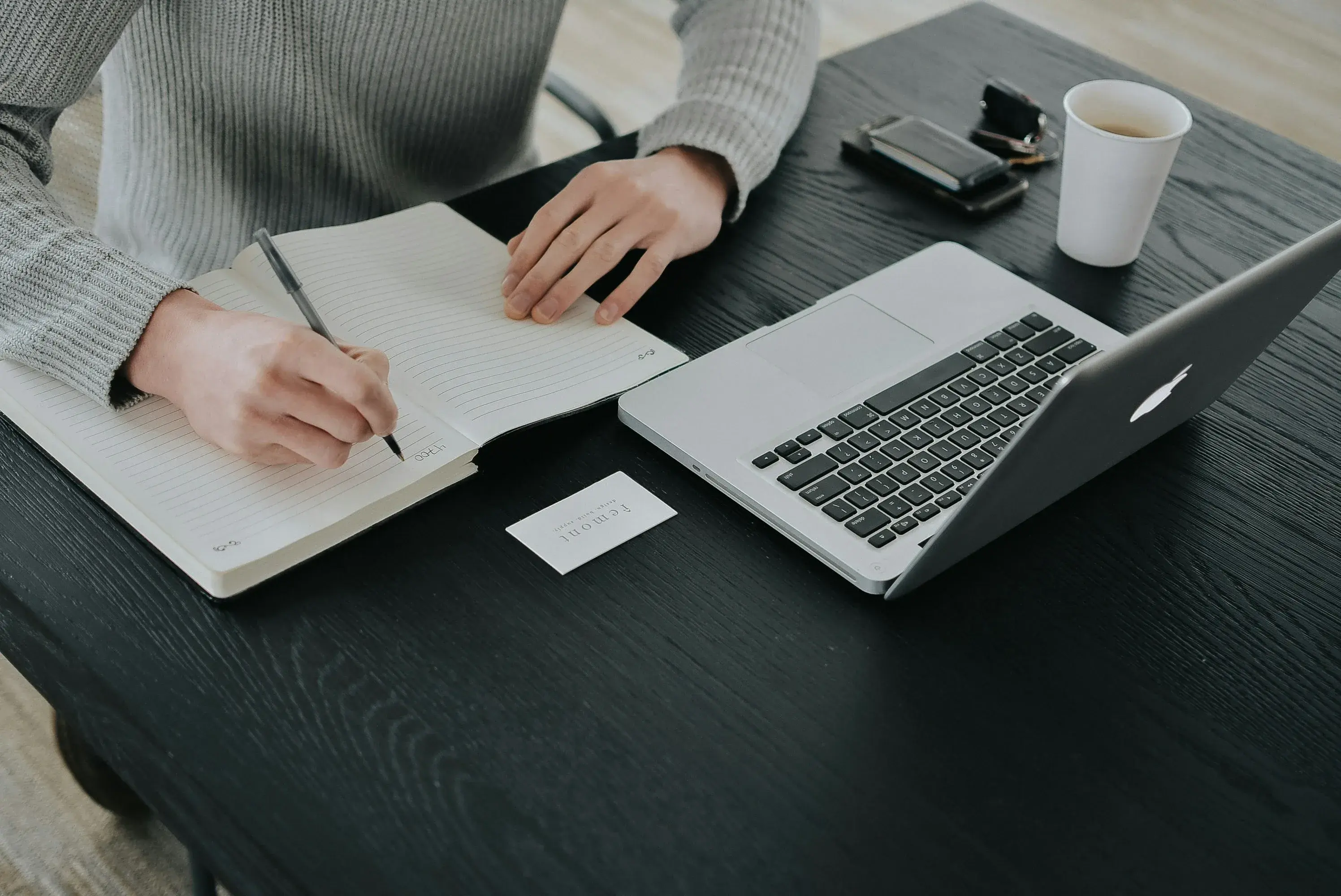 Qualitative vs quantitative research